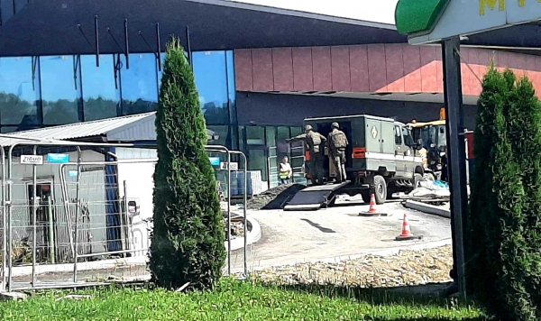 Na placu budowy przy ul. Z. Augusta w Limanowej znaleziono pocisk artyleryjski. Niewybuch zabezpieczyli saperzy