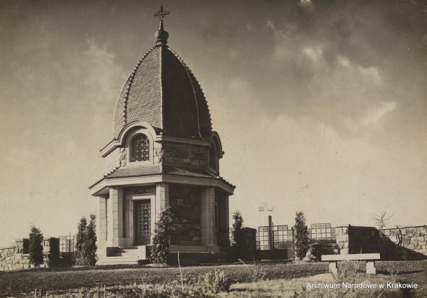 X Spacer Historyczny po Limanowej. „Architektura i dzieje cmentarza wojennego na Jabłońcu”