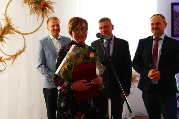 Dorota Musiał, która przez wiele lat kierowała Gminnym Ośrodkiem Pomocy Społecznej w Limanowej, przeszła na emeryturę