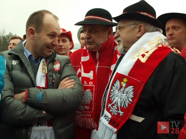 Limanowa. Starosta dziękuje na łamach prasy. Radny pyta dlaczego