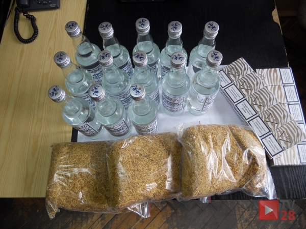 Mszana Dolna. Nielegalna wódka i papierosy