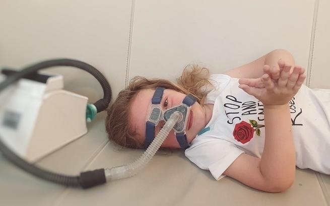 Mieszkańcy Limanowszczyzny chcą pomóc Natalce chorej na SMA