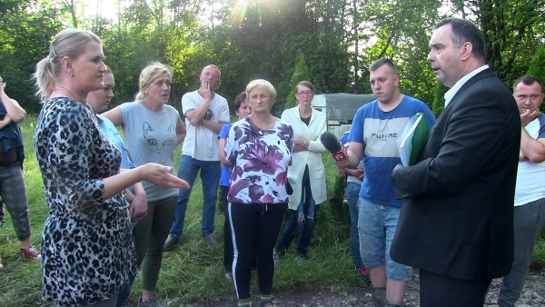 Mieszkańcy chcą budowy mostu. Woda zabrała im kładkę, z której korzystają od 40 lat