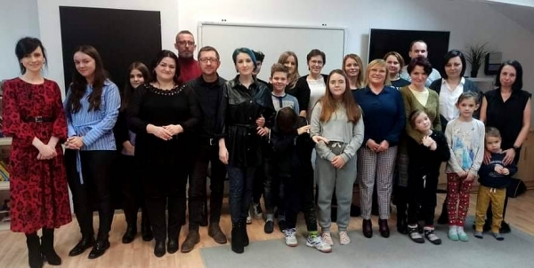 „Lokomotywa” to inicjatywa, która zrodziła się z potrzeby serca i wrażliwości na drugiego człowieka