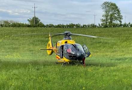 70-letni mężczyzna miał wypadek na traktorze. Do poszkodowanego wezwano LPR