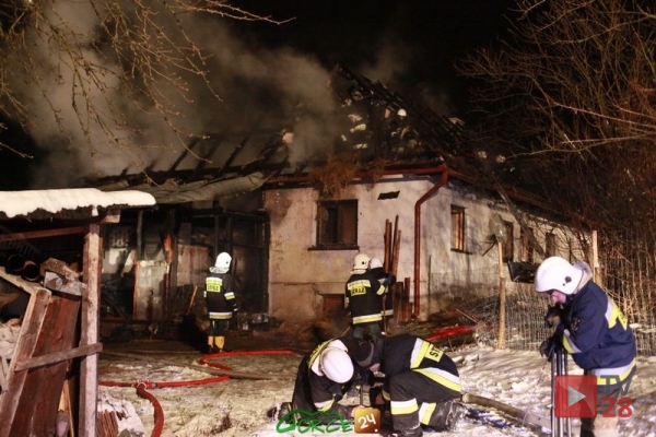 Olszówka. Palił się dom i stolarnia