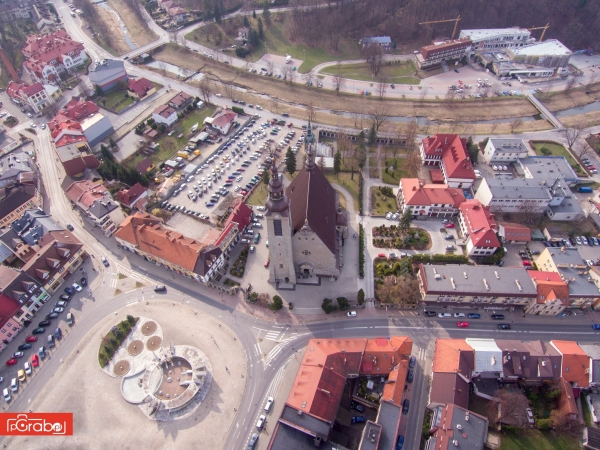 Rodzice solidaryzują się z pedagogami. – Nie zgadzamy się z Pańską oceną pracy nauczycieli – piszą w liście do burmistrza