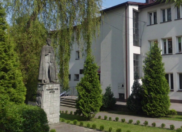 „Książka na telefon” w Gminnej Bibliotece Publicznej