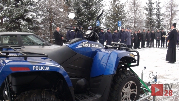 Samorządowcy i bank wspierają policję