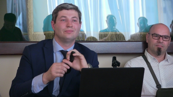 Mszana Dolna. Emocje na spotkaniu mieszkańców i samorządowców z przedstawicielami kolei