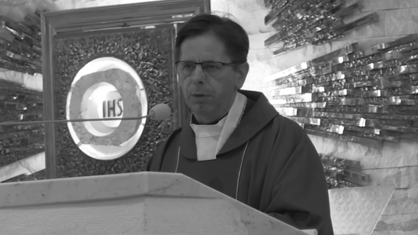 Zmarł Ksiądz Antoni Piś, proboszcz parafii w Męcinie