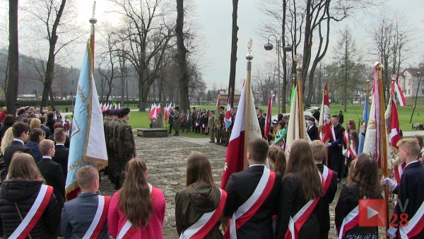Mszana Dolna. Oddali hołd przy katyńskim obelisku, ale…bez mieszkańców