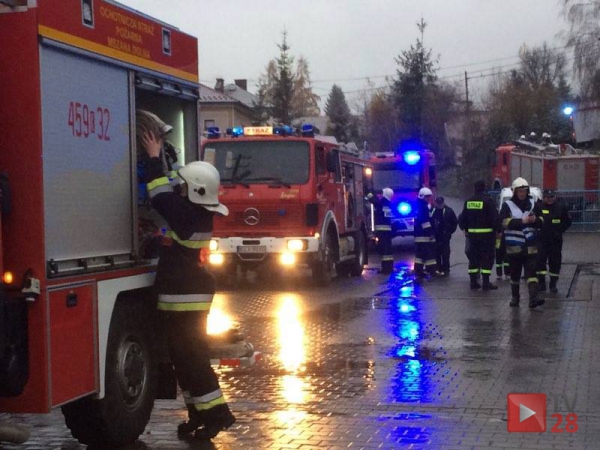 Mszana Dolna. Strażacy ćwiczyli akcje gaśnicze i ratunkowe w zakładzie "Bogmar"