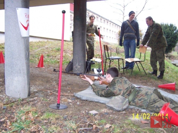 Pamięć o żołnierzach wyklętych uczcili zawodami obronnymi