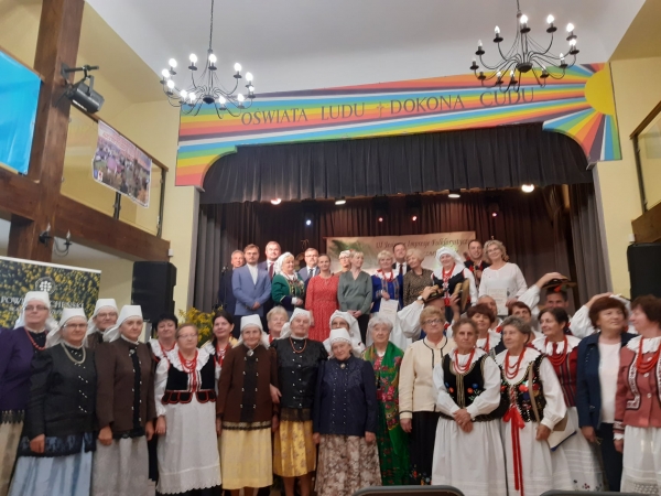 Zespoły ze Skrzydlnej i Szczyrzyca nagrodzone w III Jesiennych Impresjach Folklorystycznych w Siedlcu