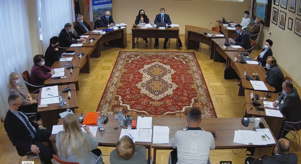 – Co z Zakładem Gospodarki Komunalnej? – pytał Bartłomiej Zobek podczas sesji. Kolejna dyskusja na temat miejskiego wodociągu