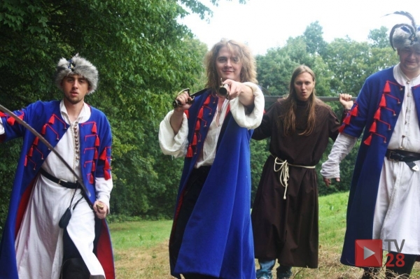 Takiego Adama Nawary nie znacie. Kiedyś był gwardzistą – dziś jest rockmanem