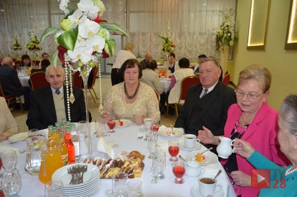 Mszana Dolna. Seniorzy gawędzili przy kawie