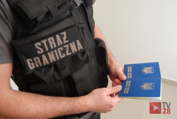 Dwaj Ukraińcy zatrzymani, bo nielegalnie pracowali w Mszanie Dolnej
