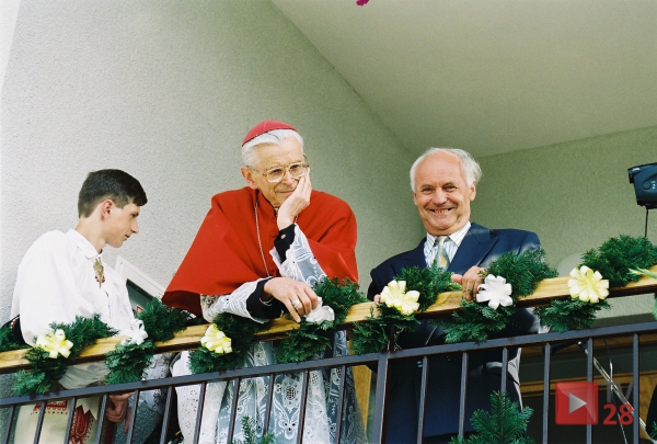 Kardynał Franciszek Macharski na Ziemi Zagórzańskiej. Zdjęcia sentymentalne i historyczne