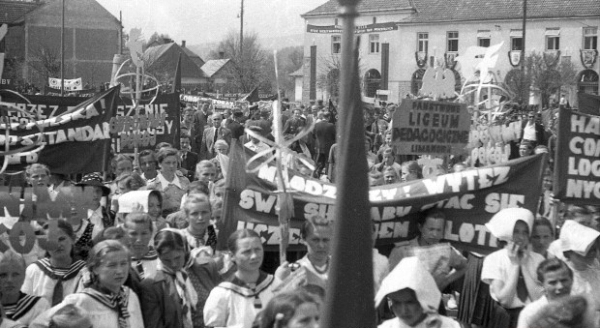 Międzynarodowy Dzień Pracy. O 1 maja w Limanowej opowiada Jerzy Bogacz