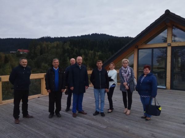 Wiesław Cholewa w gminie Łukowica. Znany przedsiębiorca inwestuje w ośrodek wypoczynkowy. – Rozwój turystyki to dobry kierunek – podkreśla wójt