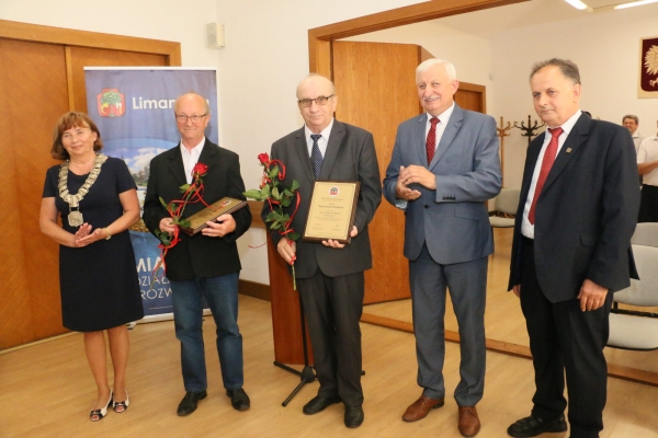 Kazimierz Wojtas i Marek Wojtas odznaczeni Medalami za Zasługi dla Miasta Limanowa