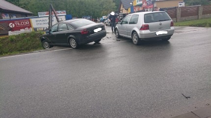 Zderzenie dwóch samochodów osobowych, jedna osoba poszkodowana