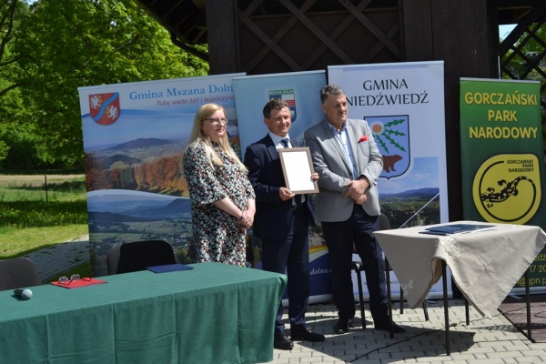 Miasto i gmina Mszana Dolna oraz gmina Niedźwiedź będą współpracować na rzecz ekologii