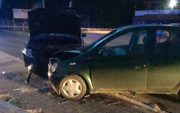 Po zderzeniu dwóch pojazdów ucierpiała 20-letnia osoba