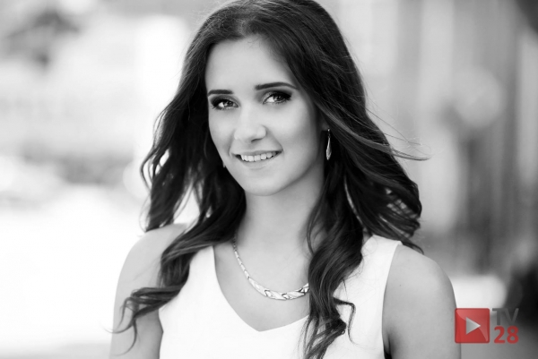 Ewelina Kapturkiewicz z Mszany Dolnej gra o finał konkursu Miss Polski