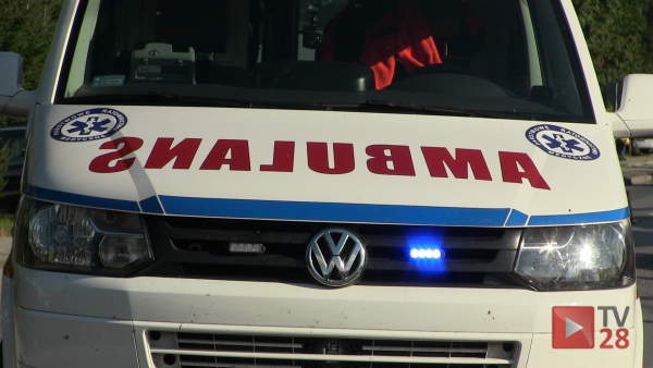 Roztoka. 80-letni mężczyzna przygnieciony przez traktor