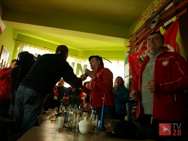 Kasina Wielka szczęśliwa po złotym medalu Justyny Kowalczyk