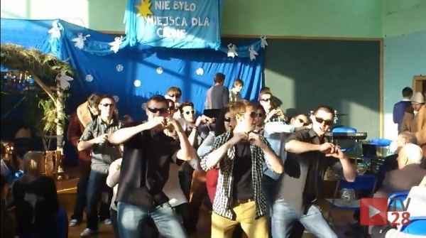 naszemiasto.pl: Uczniowie z Limanowej znowu udowodnili, że są mistrzami flashmobu