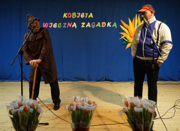 Relacje damsko – męskie okiem satyryków. Kabaret EWG wystąpił z okazji Dnia Kobiet