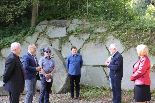 Na Cieniawie upamiętniono ofiary egzekucji dokonanej przez Niemców 82 lata temu