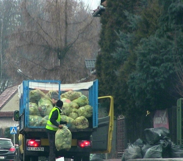 Sprawa odpadów z nieruchomości „mieszanych” wraca na dzisiejszej sesji