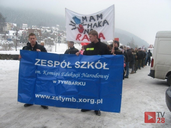 Tymbarska młodzież zachęcała do walki z rakiem