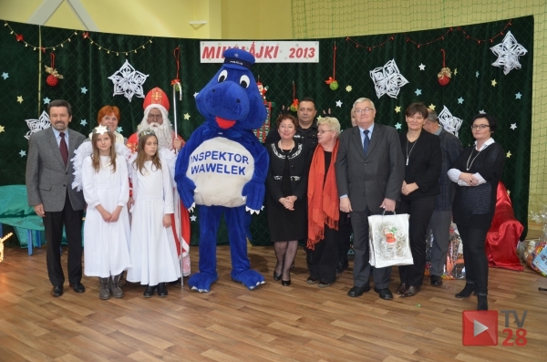 Mszana Dolna. Mikołaj w mundurze