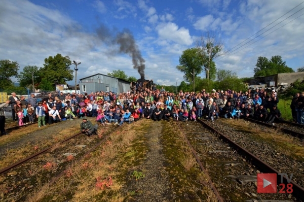 Wsiąść do pociągu byle jakiego czyli bicie rekordu świata w jednoczesnym odśpiewaniu