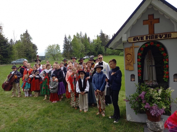 Zespół Regionalny „Zasadnioki” kultywował majową tradycję