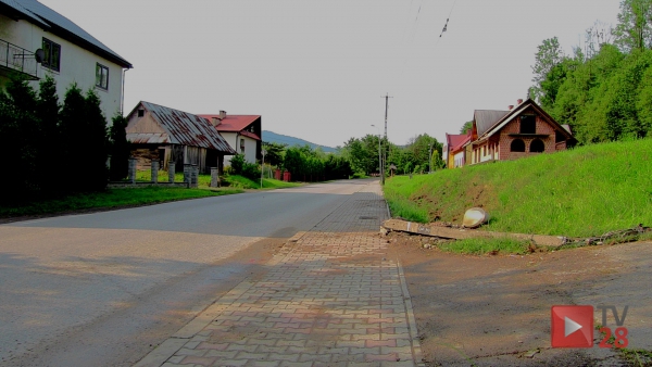 Tragedia w Podobinie. W wypadku samochodowym zginęły dwie osoby