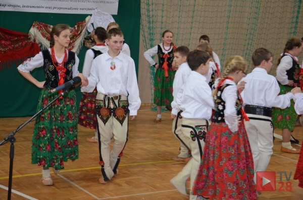 Olszowianie wzobgacili się o stroje i instrumenty