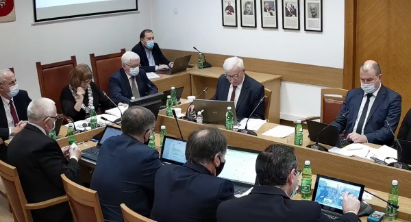 Limanowscy radni jednogłośnie uchwalili budżet na 2022 r. – Ten budżet pozwoli na dynamiczny rozwój miasta – mówił burmistrz