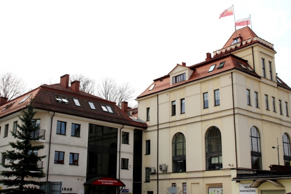 Z powodu COVID-19 samochód będziesz musiał przerejestrować lub zarejestrować w Nowym Sączu