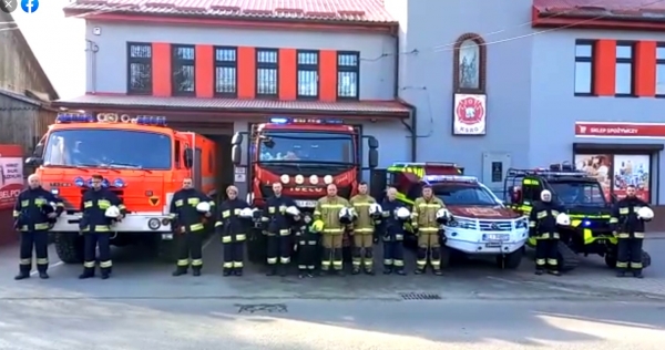 Ogólnopolska akcja: Minuta ciszy – bez syren w strażacki mundurach dla poległych strażaków z Ukrainy