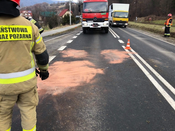 Weekend u policjantów. Zaczęło się od dachowania w piątek. W sobotę trzy kolizje, ale niedziela bezpieczna