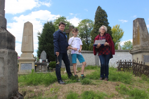 Zinwentaryzowano kamienne nagrobki, które będą wpisane do rejestru zabytków