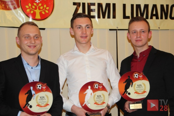 Poznaliśmy najpopularniejszego trenera i piłkarza. Jednak taka sytuacja zdarzyła się po raz pierwszy