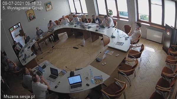 Ks. Marian Bański apeluje na sesji do radnych gminy: Nie chcemy tego raju u siebie. To jest dla nas zagrożenie